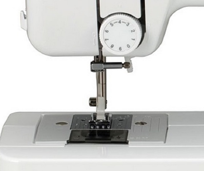 L14s Sewing Machine